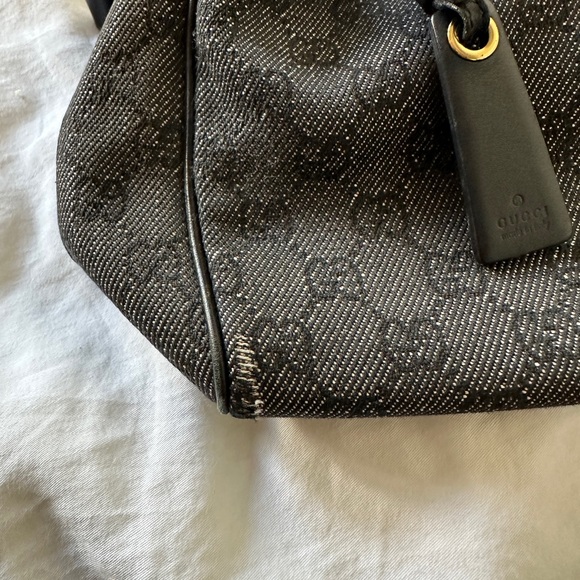 Gucci Monogram Shoulder Bag - Picture 5 of 9